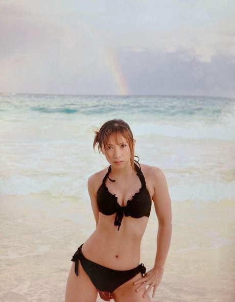 WomenJoshi model beautiful pic