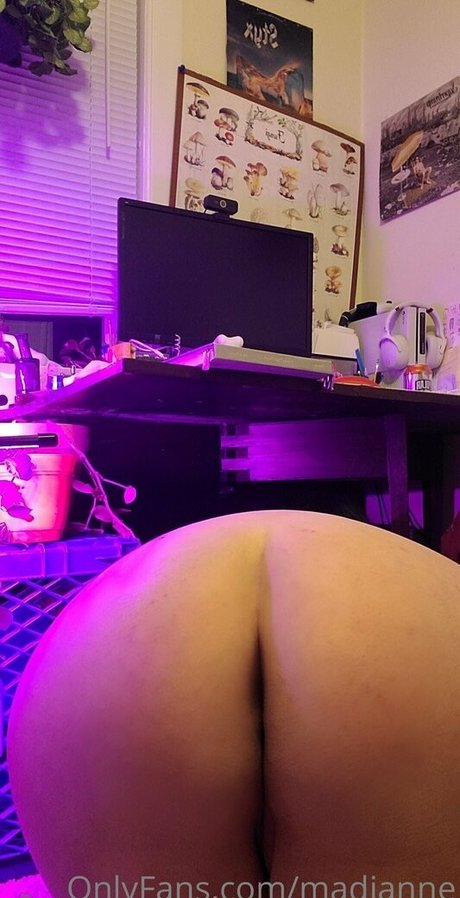 madianne sexy model images