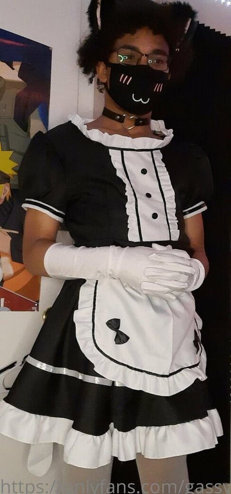 gassyzen nudes pornstar image