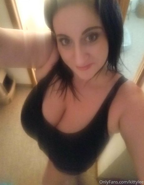 kittylee model free photos