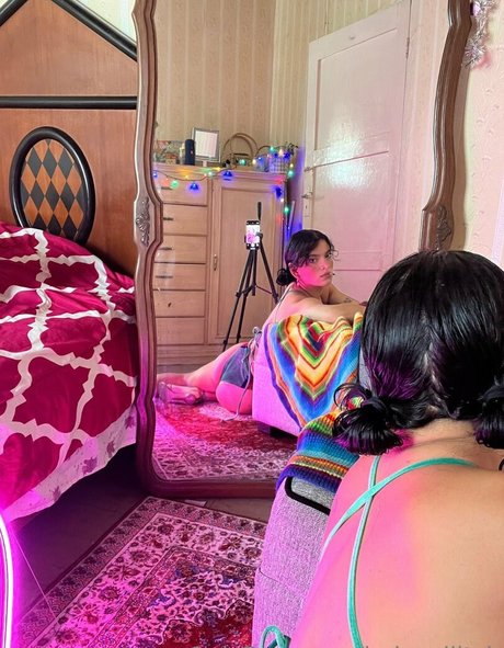 babywiiitch exclusive actress pics