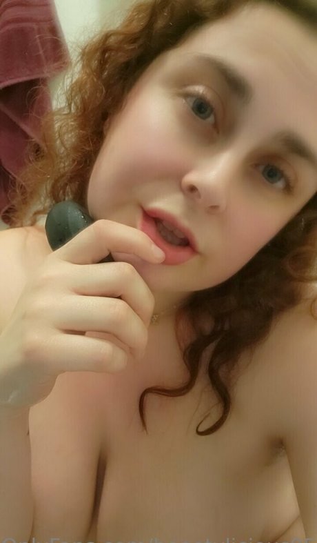 boootylicious95 pornstar image