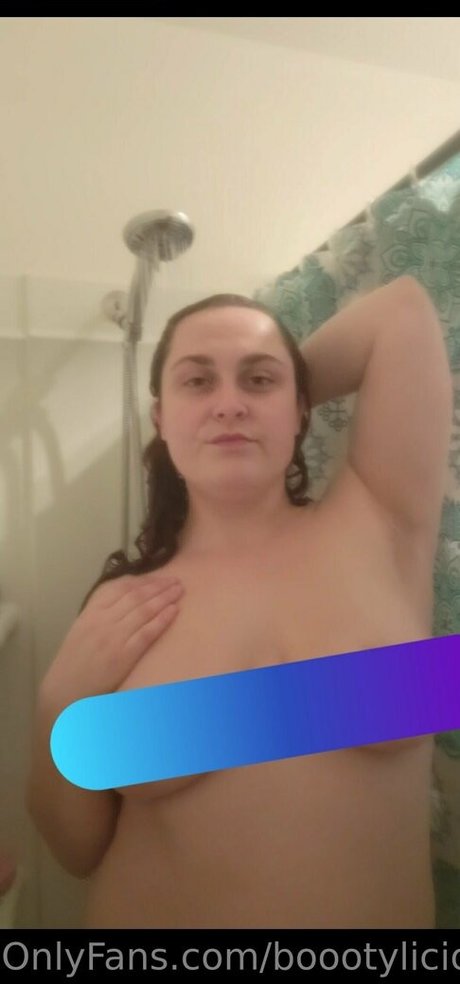 boootylicious95 star nude picture