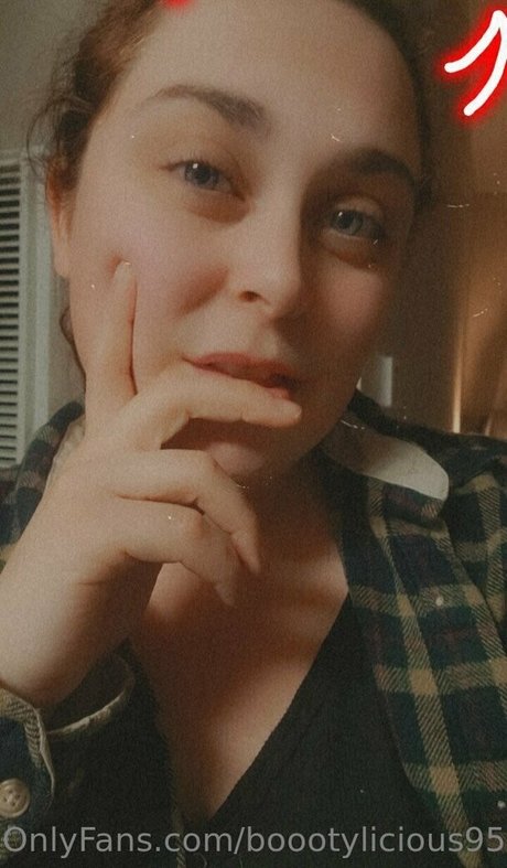 boootylicious95 adult actress photo