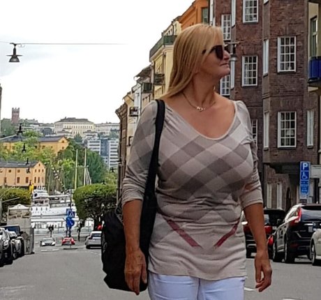 amateur chubby onlyfans art porn photo