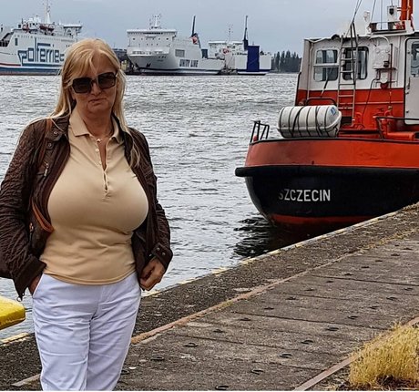 giantess onlyfans hot sexy pictures