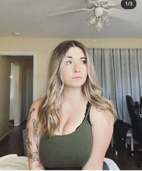 Cherrycgames exclusive actress pics