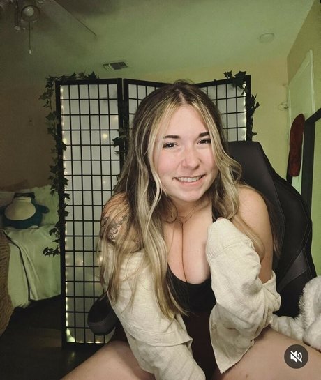 Cherrycgames pornstar hd img