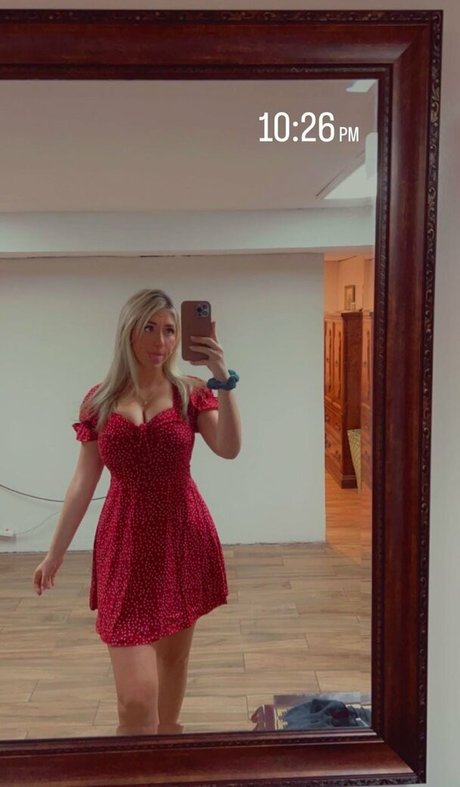 Kayla A pretty actress img