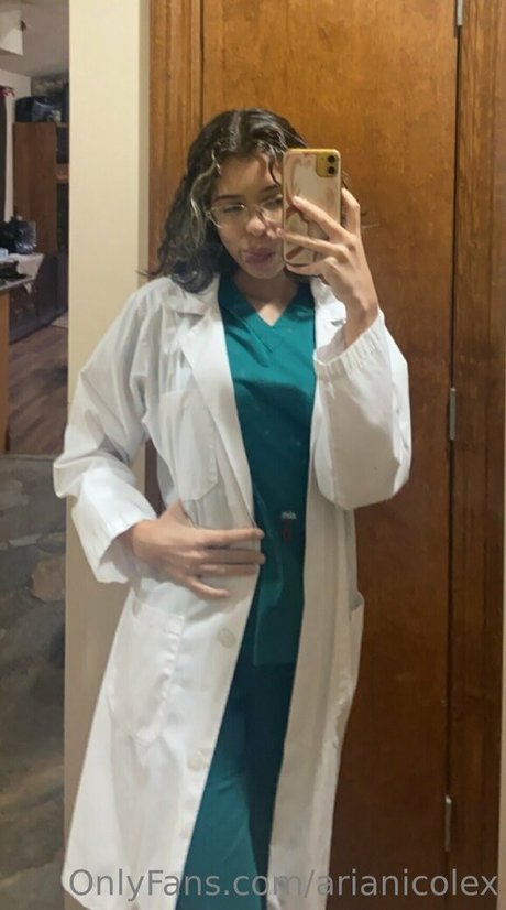 arianicolex perfect actress pic