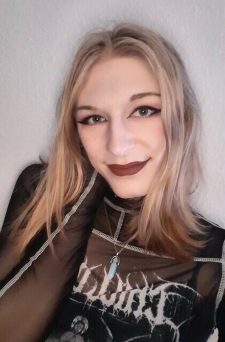 Lenathelicious star hot pictures