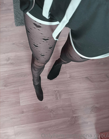 yona ghoul nudes star image