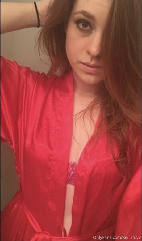 keiraluvv sexy model pic