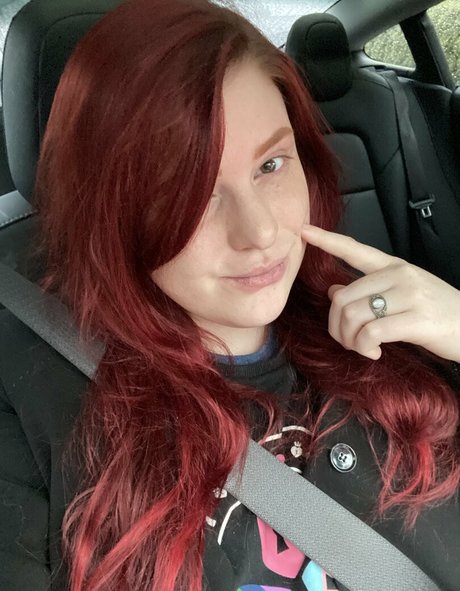 keiraluvv nude actress images