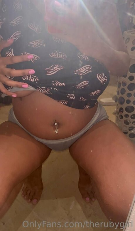 bodybuilder nude onlyfans pornographic pics