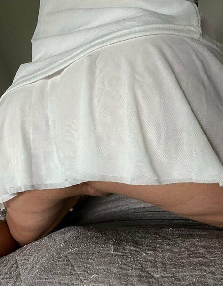 mikaela85 adult model image