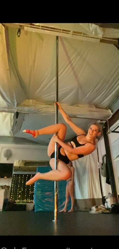 twentypercentdisgusting nice pornstar picture