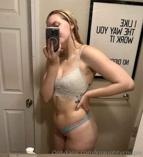 knaughtycouple model art picture