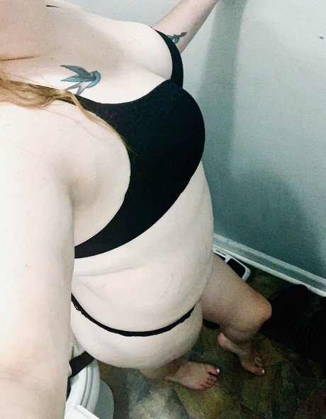 peachyly xxx pornstar gallery