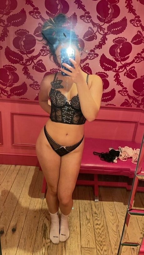 haleighsummers18 model photo