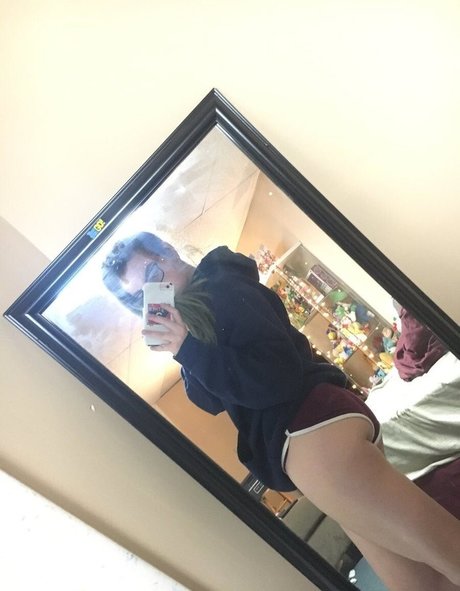 Ghoulrunnings nudes actress img