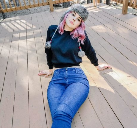 mature onlyfans erotic picture