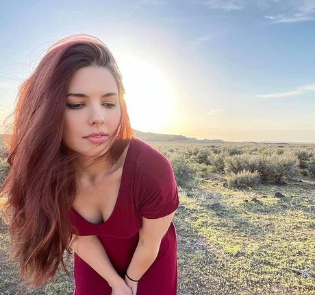 KatyRose9 star adult picture