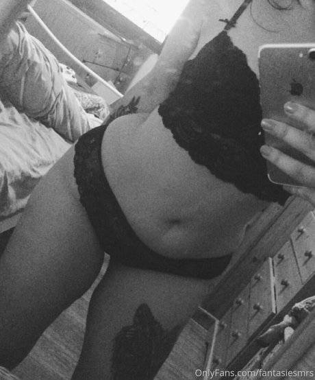 fantasiesmrs exclusive star image