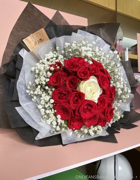 strawberry soju princess model nudes image