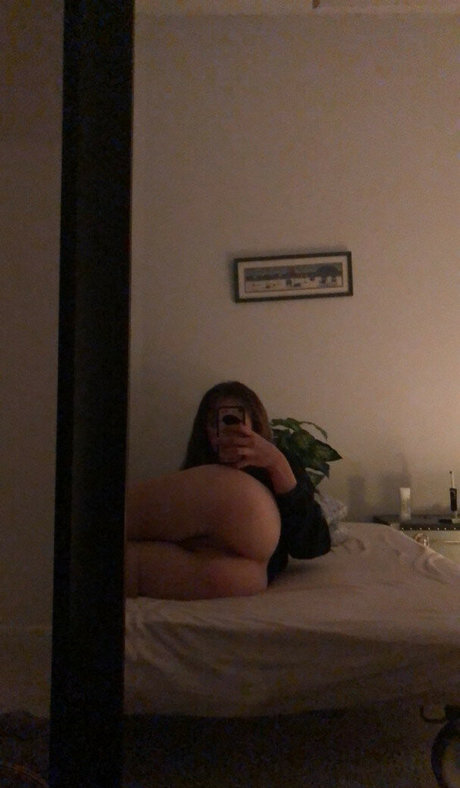 oatmilk8943 free model galleries