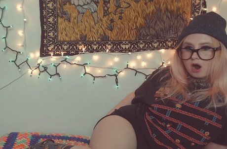 lesbian onlyfans top photo