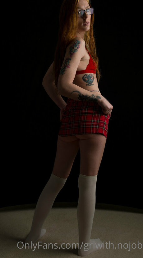 grlwith nojob art model pic