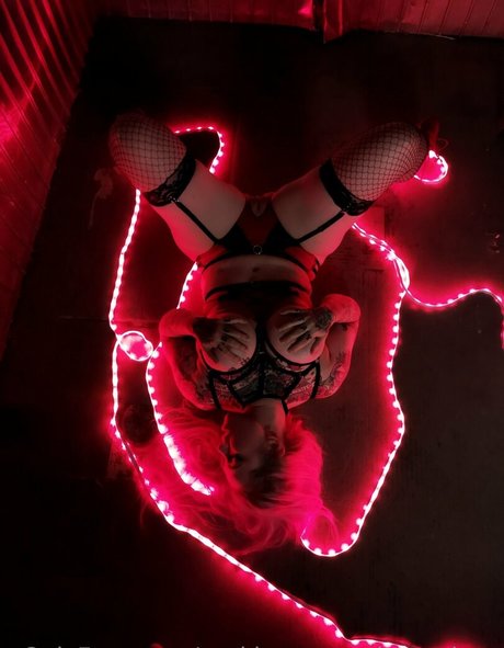 suskivonsweethoneylove pornstar beautiful galleries