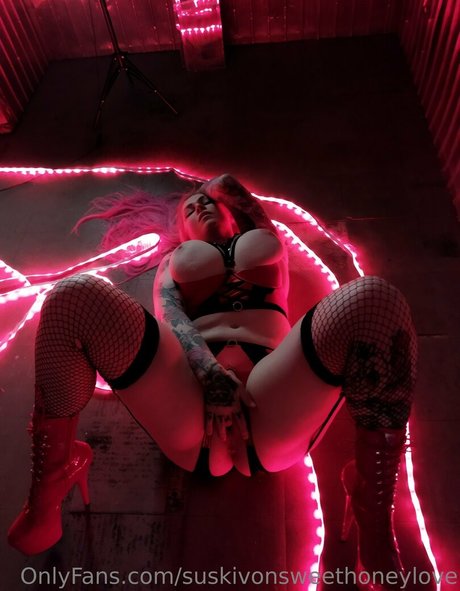 suskivonsweethoneylove sex star image