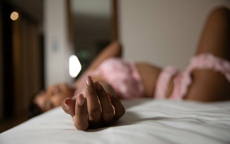 sin xia2 model pornographic picture