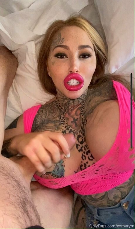 big tits granny onlyfans top gallery