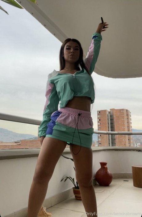 kendrabrowm art model photo