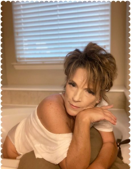 marilynangel hd star pics