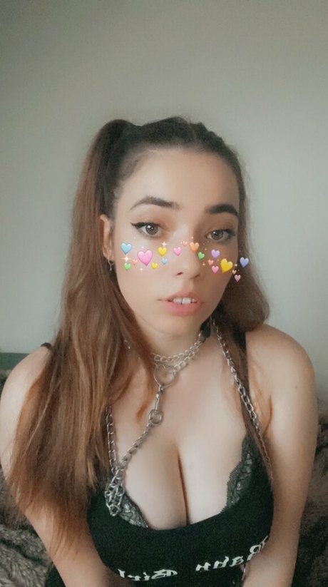 Serenewaifu sex model pic