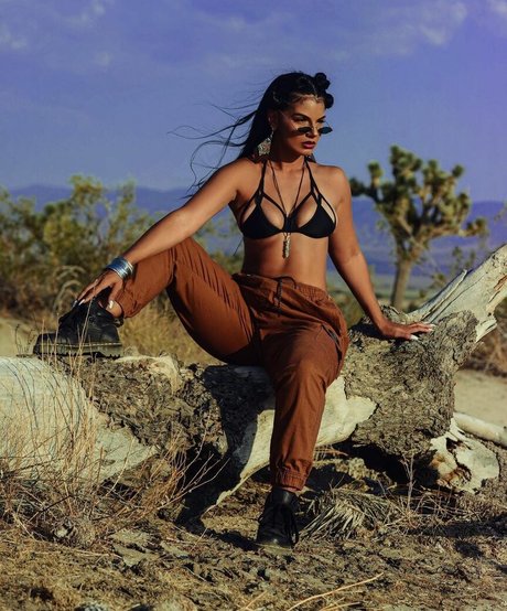 Myverse model sex gallery