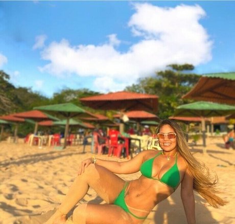 Geiciane Costa naked pornstar images