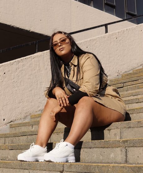 Holly Marston exclusive pornstar img