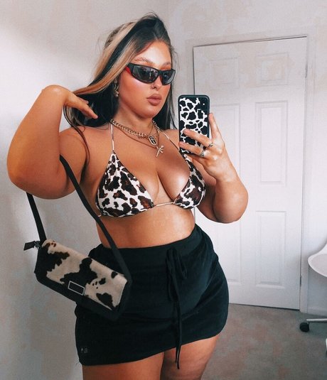 Holly Marston nice star galleries