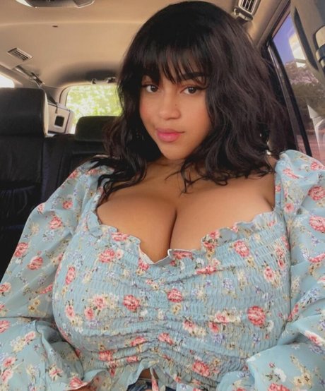 18 year old onlyfans hot pics