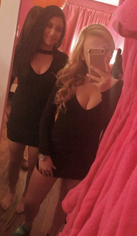 Alyssa K model sexy pic