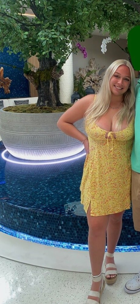 Alyssa K art star galleries