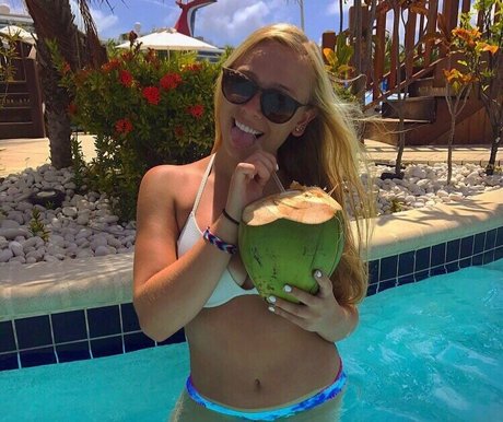 Alyssa K pornstar nudes archive