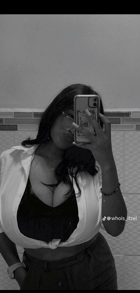 Itzel Lozano star free archive