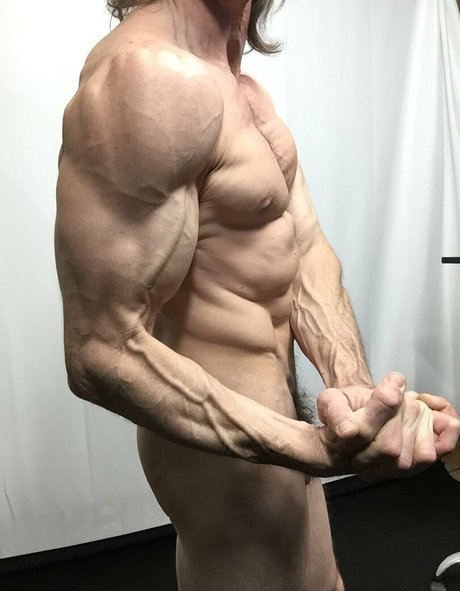 cbadonis erotic pornstar image