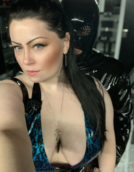 victoriarage model top archive